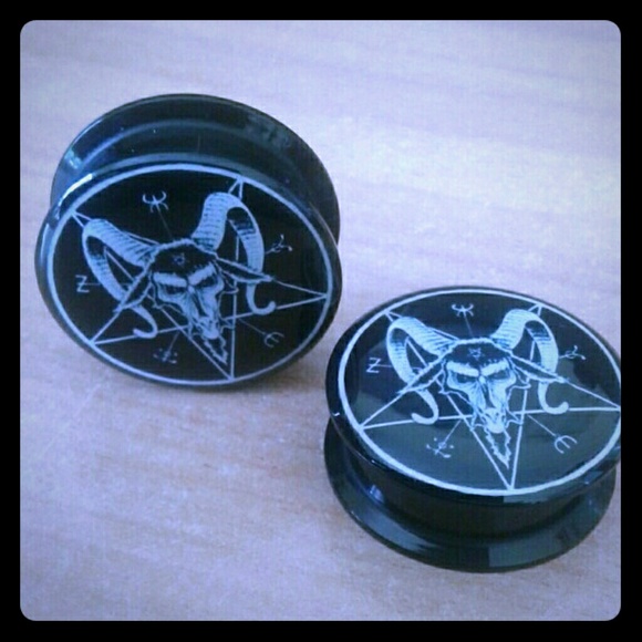 Baphomet Plugs - Picture 1 of 2